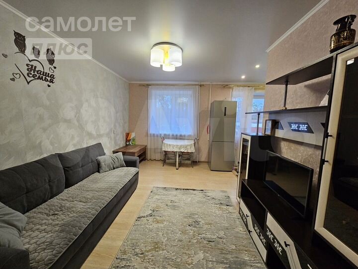 3-к. квартира, 58 м², 2/5 эт.
