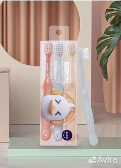 Детская зубная щетка