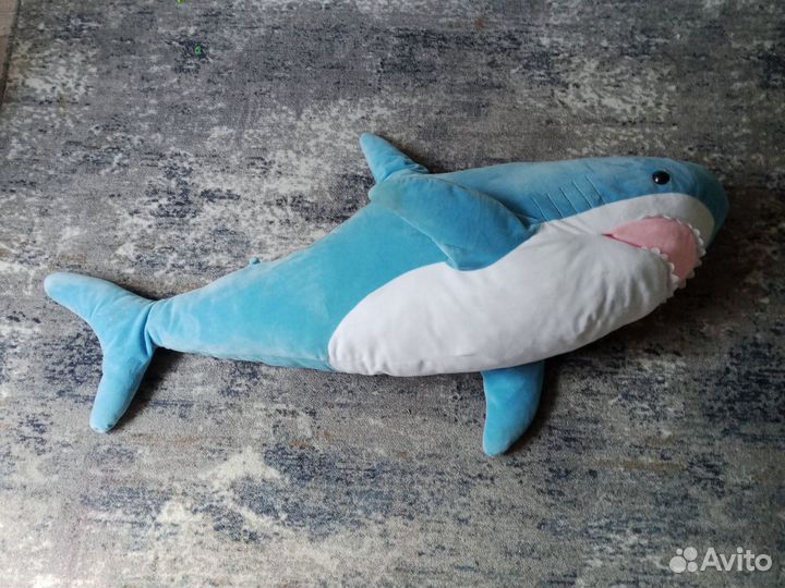 Акула из икеи