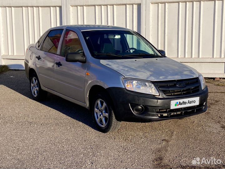 LADA Granta 1.6 МТ, 2012, 220 000 км