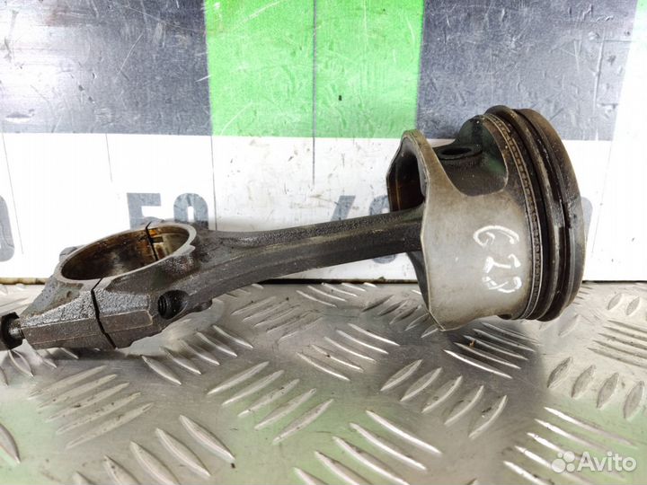 Поршень с шатуном Opel Omega B