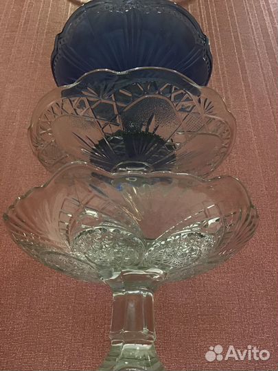 Вазы на ножке дхз стекло старинное