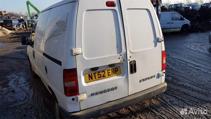 Разбор на запчасти Peugeot Expert