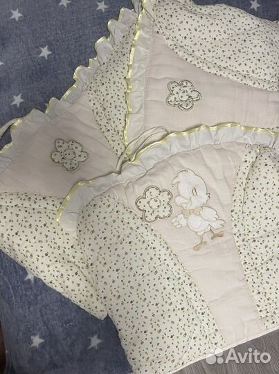 Бортики на детскую кроватку