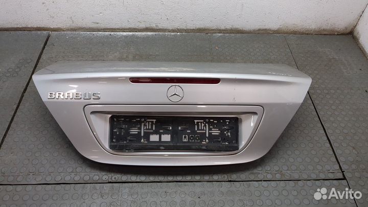 Крышка багажника Mercedes C W203, 2001