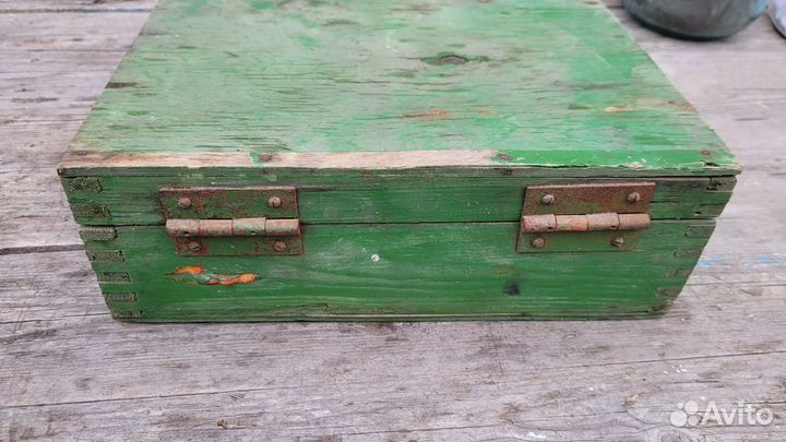 Деревянный чемоданчик / ящик
