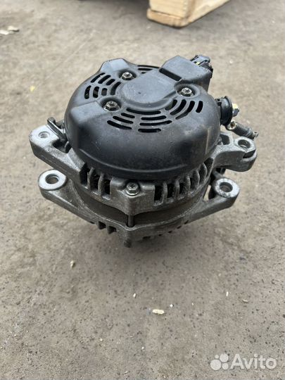 Генератор оригинал Toyota 2GR-FE