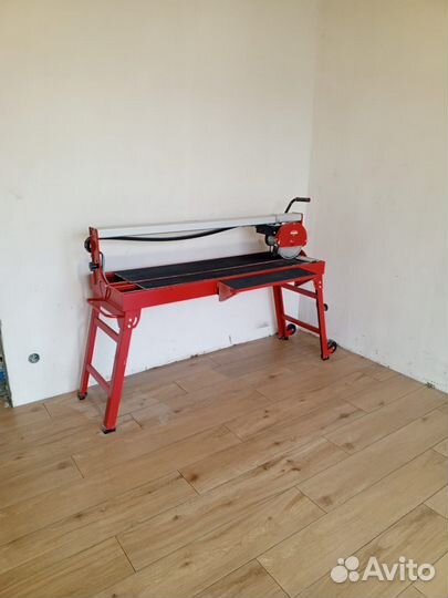 Плиткорез электрический водяной 1200 бу