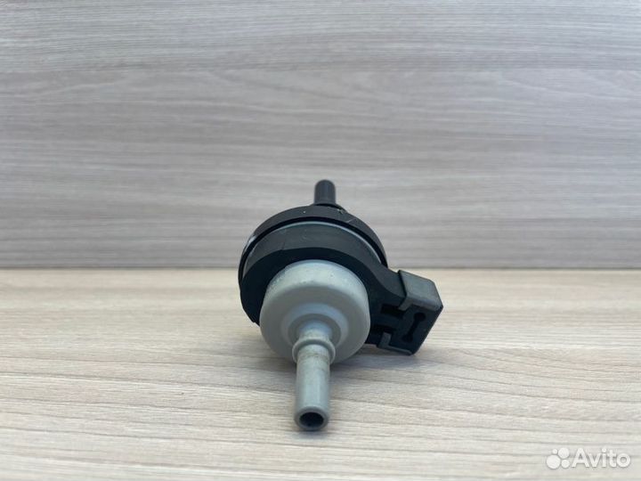 Клапан электромагнитный Renault Logan