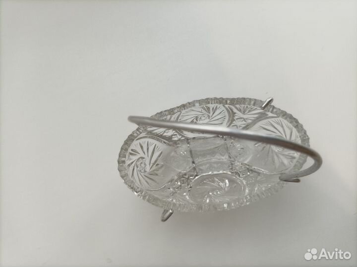 Хрустальная конфетница