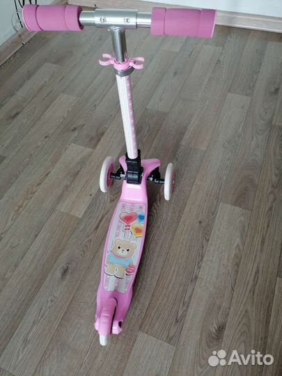 Самокат детский трехколесный
