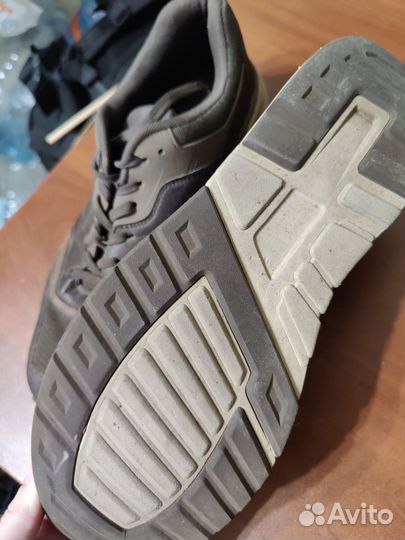 Кроссовки мужские 45 размера