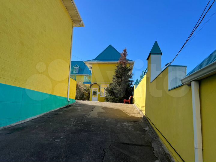 Гостиница, 4100 м²