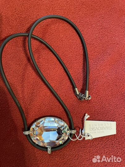 Swarovski колье