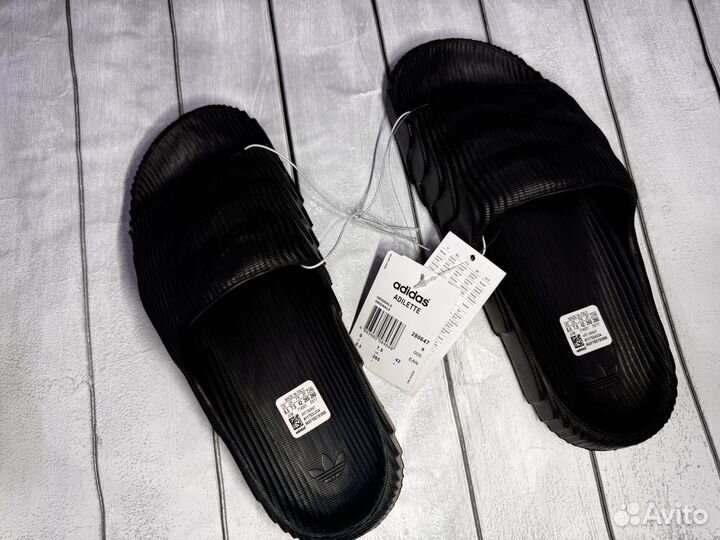 Тапочки Adidas adilette (Шлепанцы adidas adilette