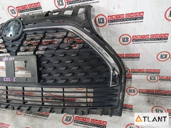 Решетка радиатора toyota sienta