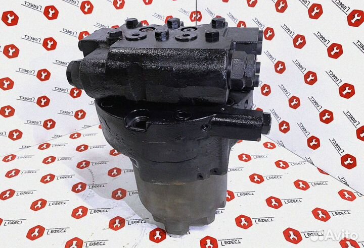 Мотор хода CAT 320DRR