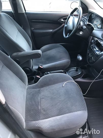 Ford Focus 2.0 AT, 2003, битый, 193 400 км