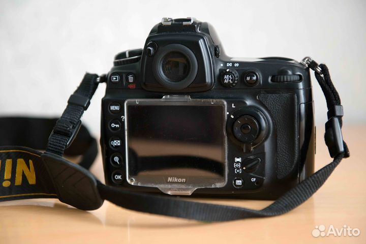 Продам Nikon D700 body