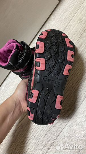 Продам ботинки Geox 29