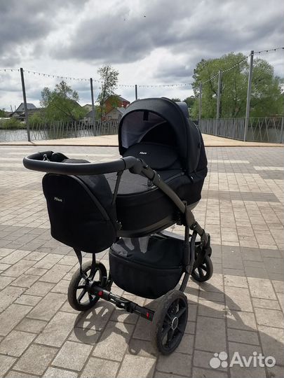 Коляска 2 в 1 pituso