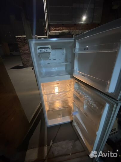 Холодильник Samsung NO frost