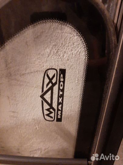 Стекла на кунг Митсубиси Л200