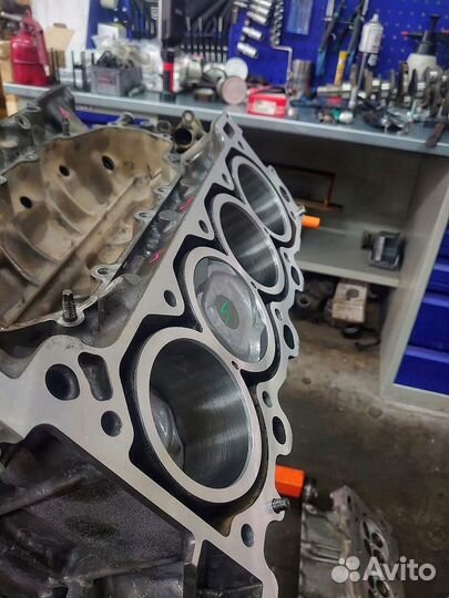 Двигатель 3UR / на Тойота Тундра 5.7