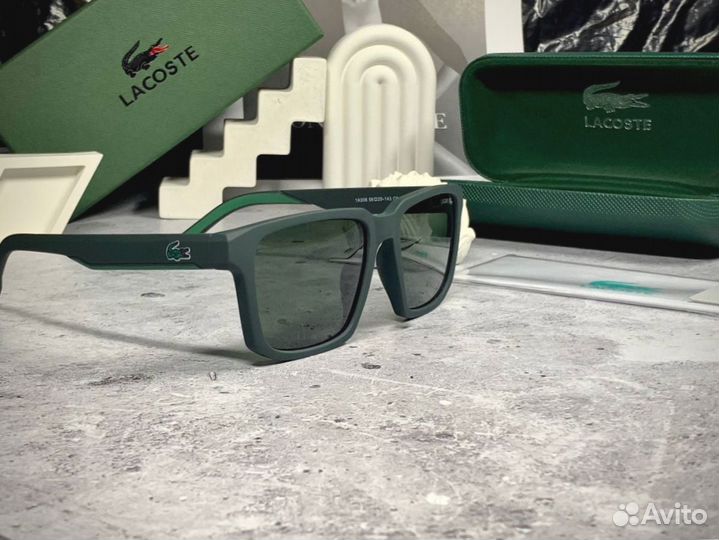 Очки Lacoste зеленые