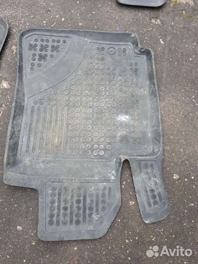 Ковры в салон автомобиля