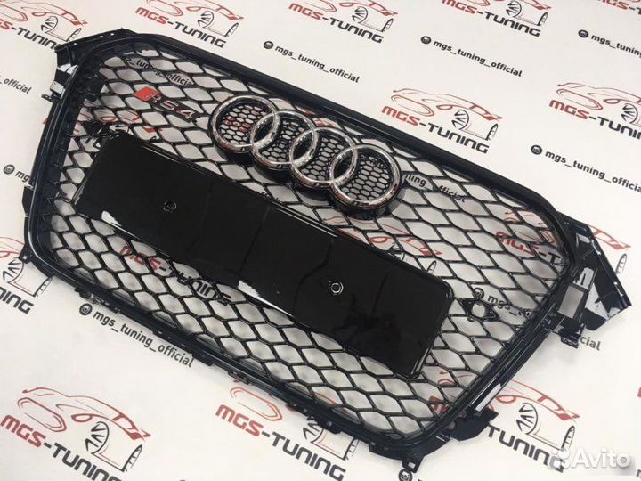 Решётка на Audi A4 11-15 гг. RS4 стиль 2