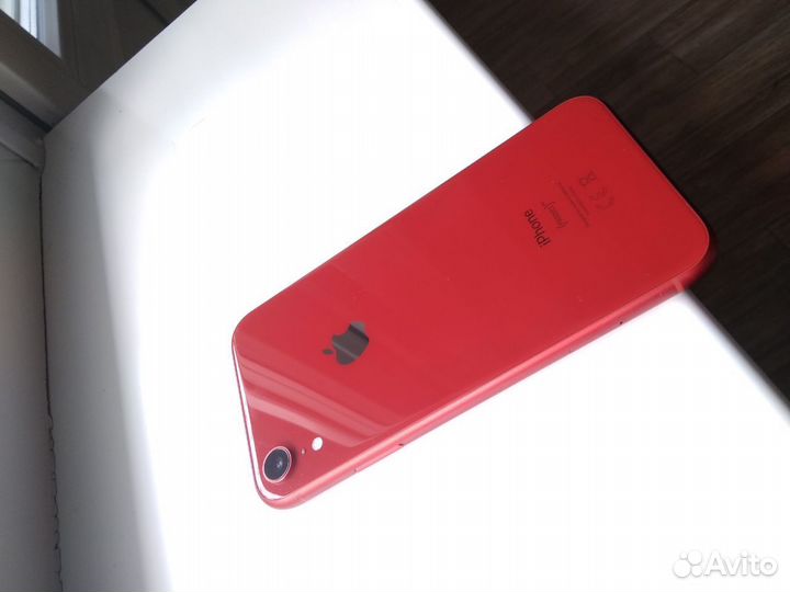 iPhone Xr, 64 ГБ