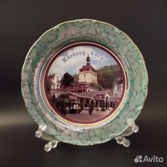 Настенная тарелка 