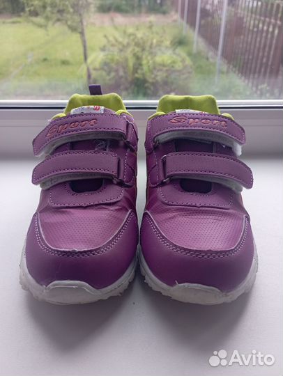 Кроссовки для девочки
