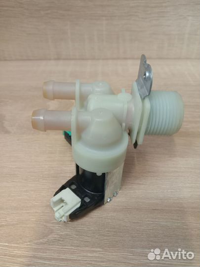 Клапан подачи воды стиральной машины 461973072051