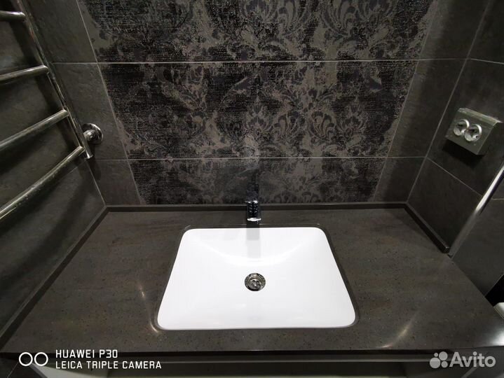 Столешница с раковиной для ванной комнаты