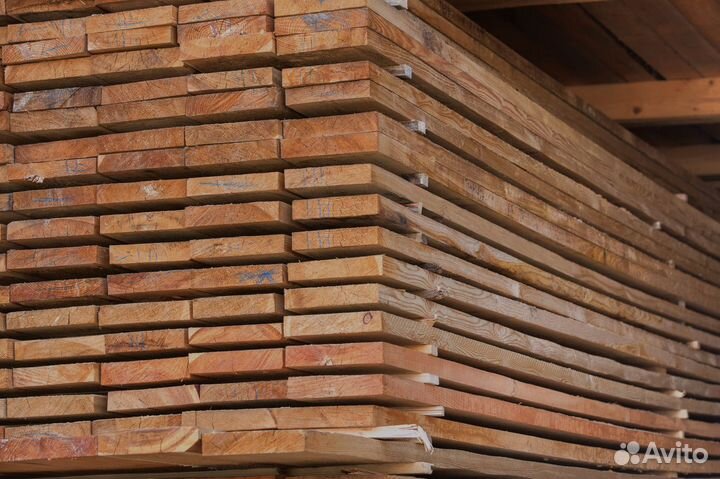 Сосновые доски, натуральность и красота