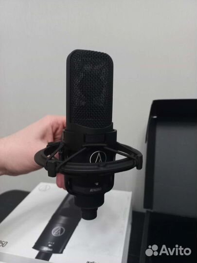 Студийный микрофон Audio Technica AT4050