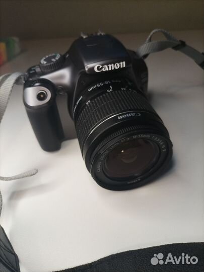 Зеркальный фотоаппарат canon