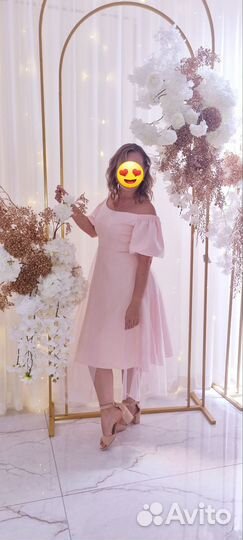 Вечернее праздничное платье