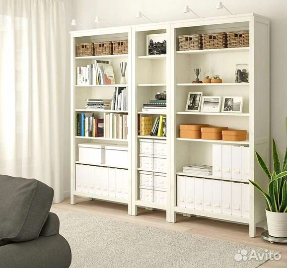 Стеллаж IKEA из дерева хемнэс