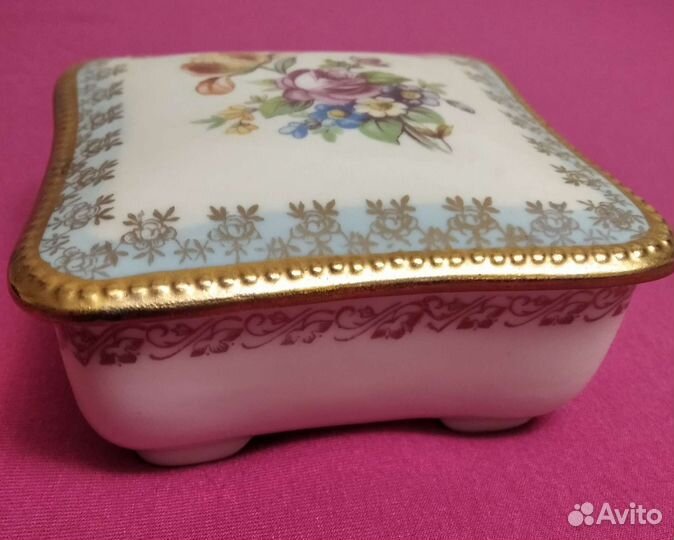 Фарфоровая шкатулка Martinroda Германия. Позолота