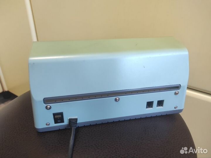 Ультрафиолетовый детектор валюты Dors 145