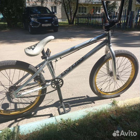 Трюковой велосипед bmx