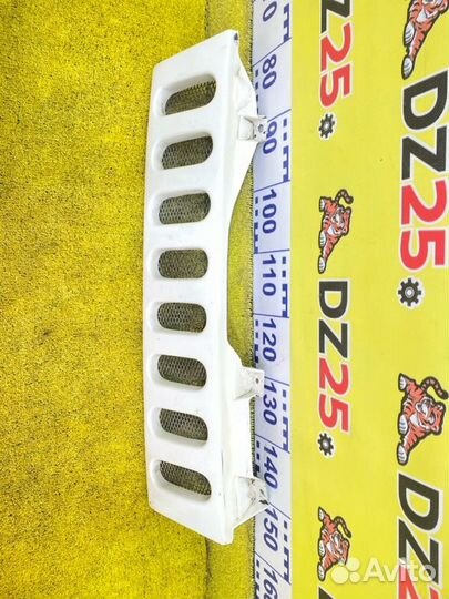 Решетка радиатора передняя Suzuki Jimny Wide JB33W 145454