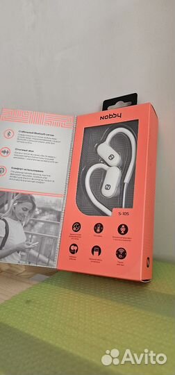 Беспроводные наушники спортивные