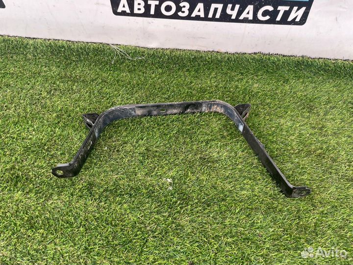 Крепление бака топливного Ford Escape 4 2020