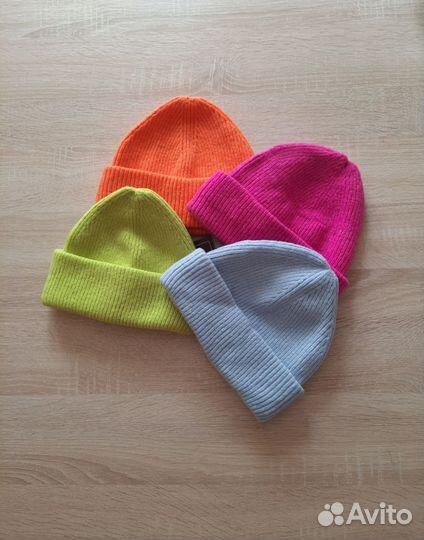 Шапка женская демисезонная