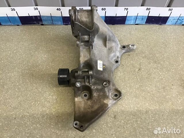 Кронштейн генератора Renault Duster I 2012-2021