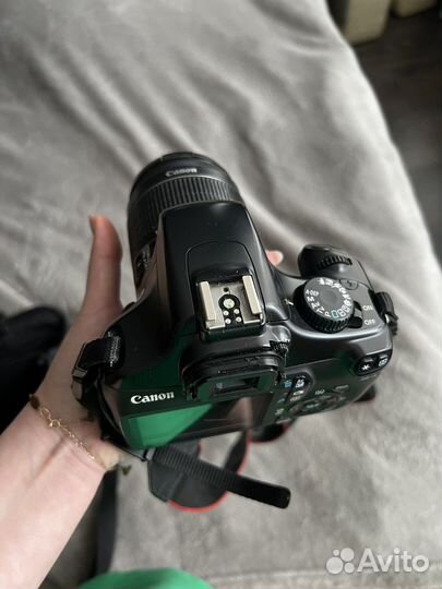 Фотоаппарат Canon EOS 1100D Kit EF-S 18-55mm f